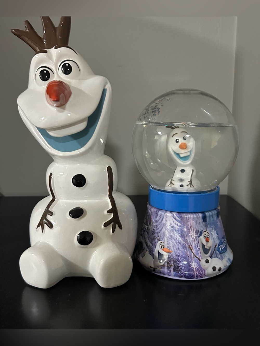 Disney Olaf Piggy Bank 8”  & Snow Globe